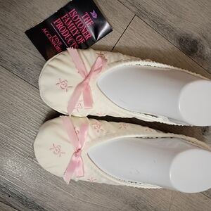 isotoner Ballet Slippers with Pink Bows🌸